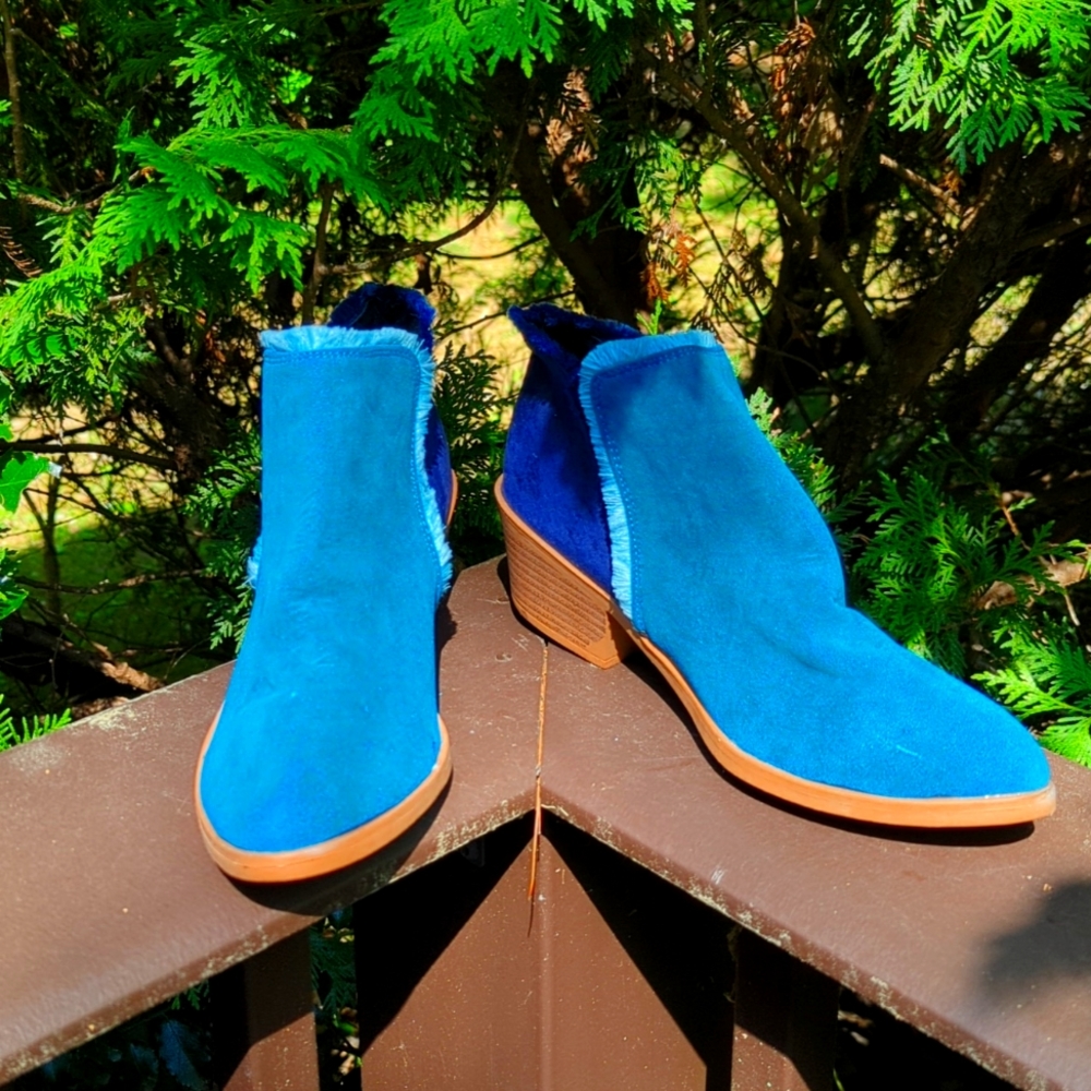 ❣️ Hosts' Pick❣️Color Blocked Ankle Booties